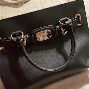 Small micheal kors purse
